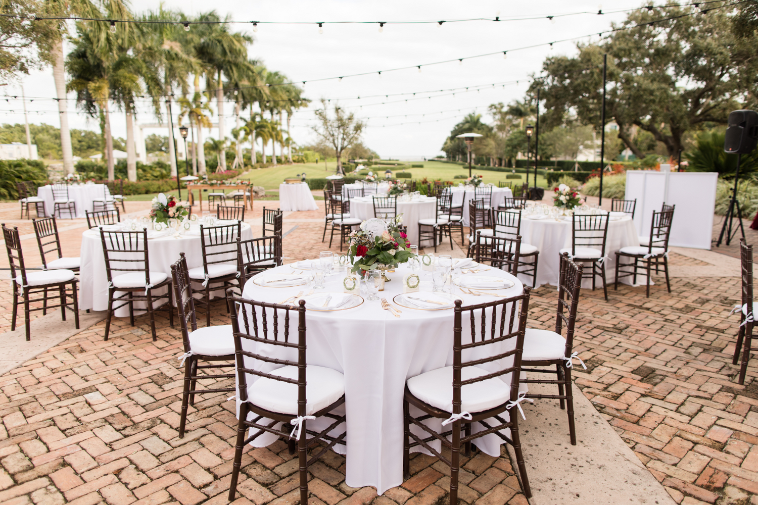 CHIAVARI CHAIR