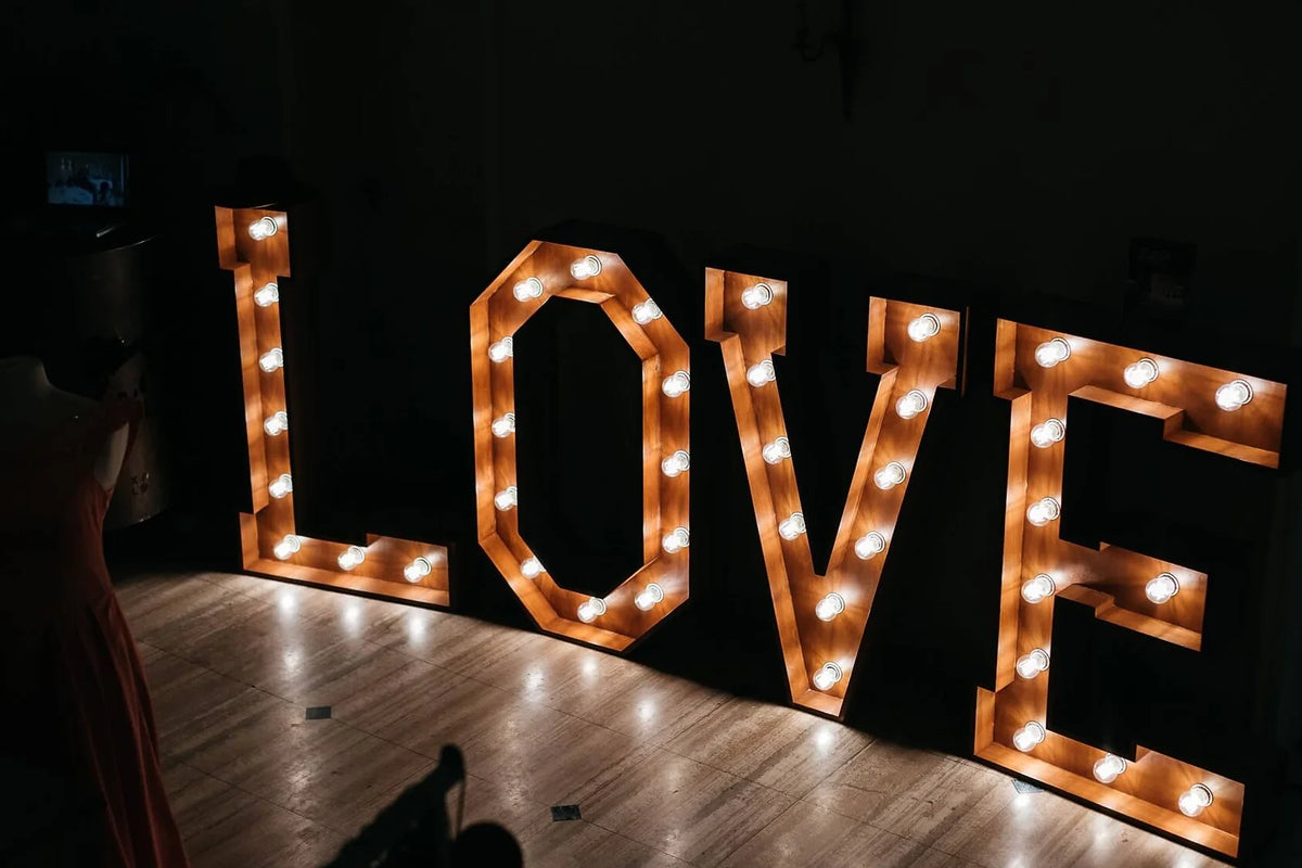 LOVE - LIGHT-UP WOODEN LETTER