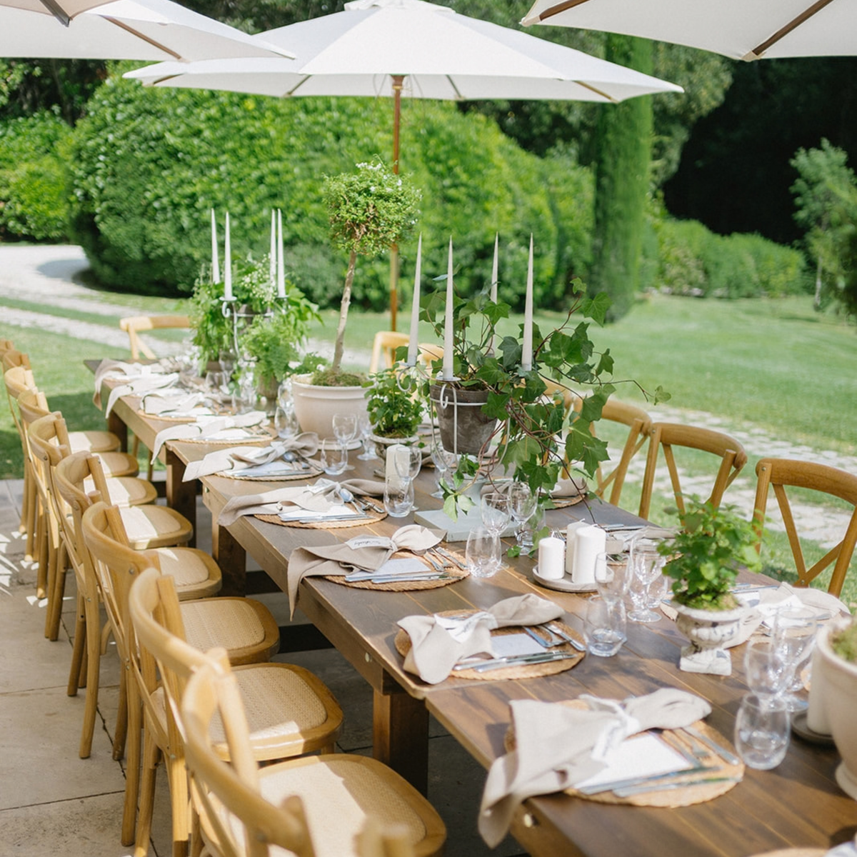 HERITAGE TABLE - OAK COLOR WOOD
